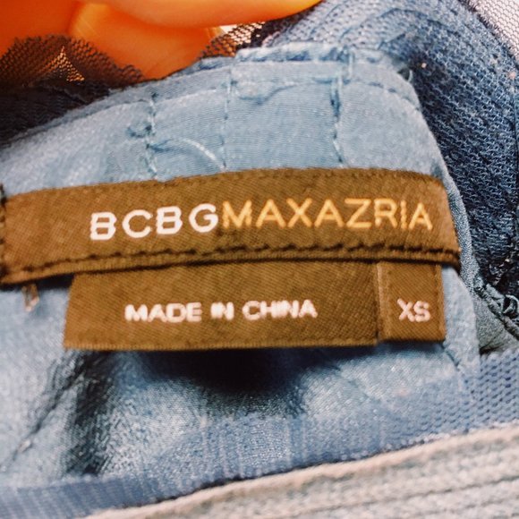 BCBG Max Azria 100% Silk dress - Picture 3 of 8